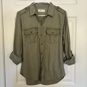 Hollister Cargo Green Army Button Shirt Size M Rolled Sleeves